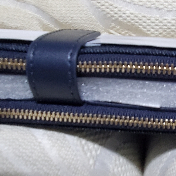 Michael Kors denim wallet - Picture 2 of 2